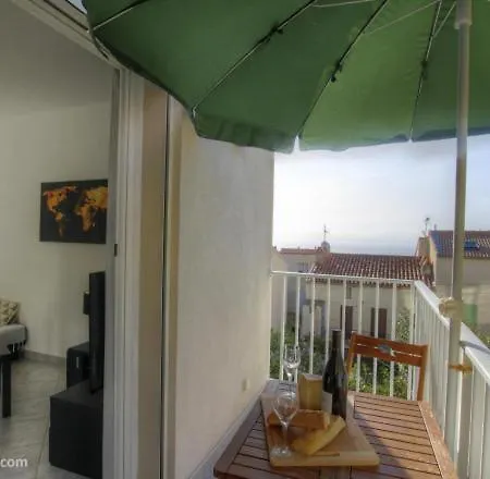 Διαμέρισμα Ideal 4 *